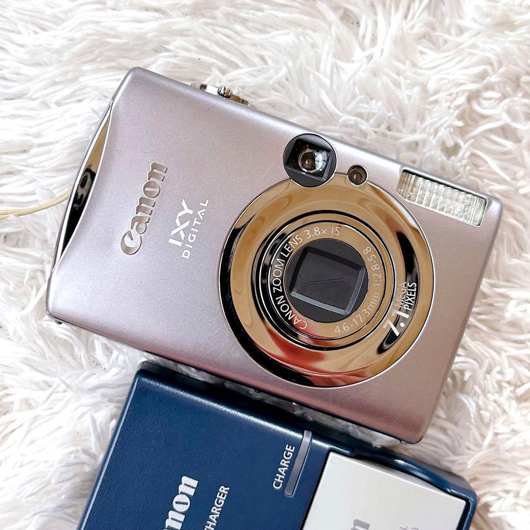Canon ixy