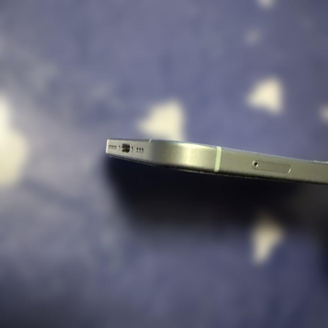 【不具合あり】Apple iPhone 15 グリーン 256GB