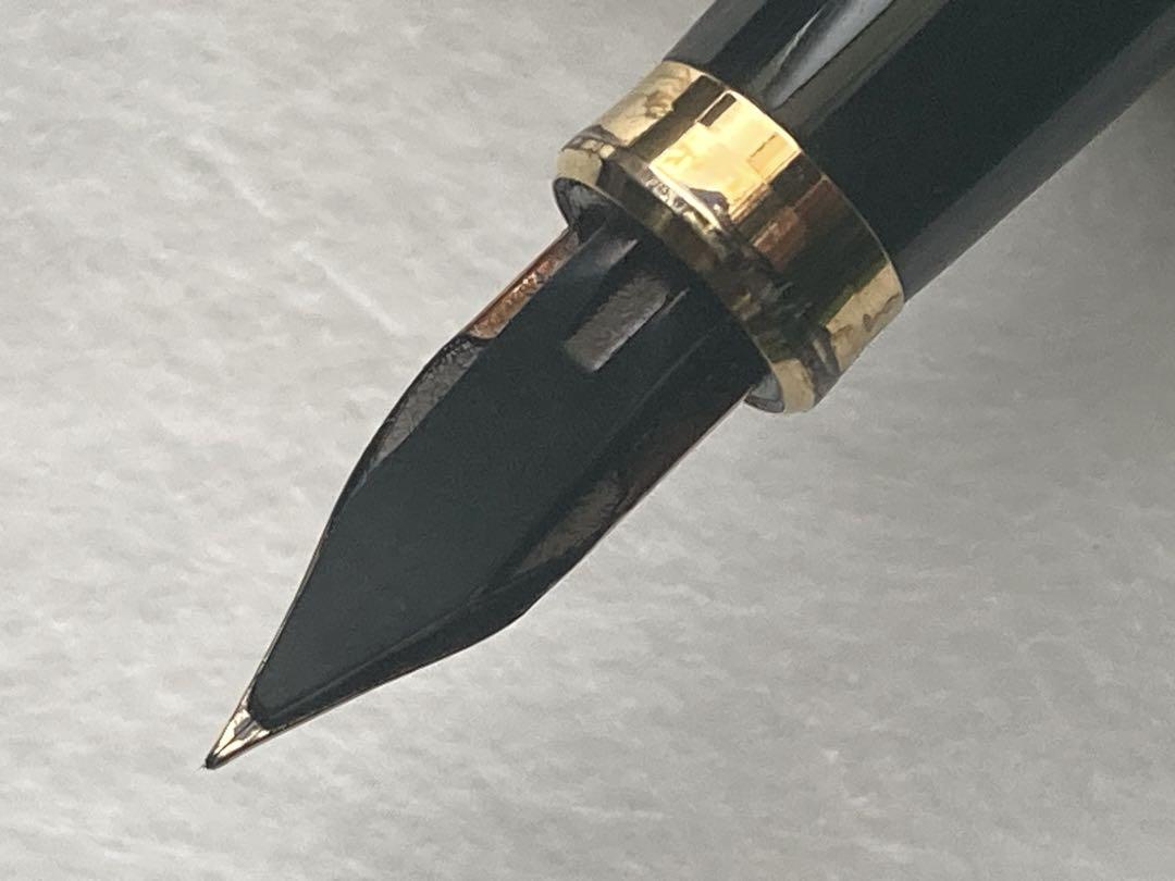 プラチナ萬年筆 逸平作 加賀本漆平蒔絵 梅松 ペン先18K PLATINUM プラチナ萬年筆 逸平作 加賀本漆平蒔絵 梅松 ペン先18K PLATINUM