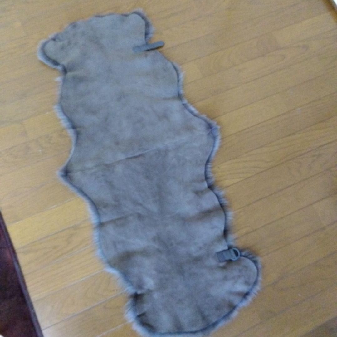 カンガルーファーマフラー