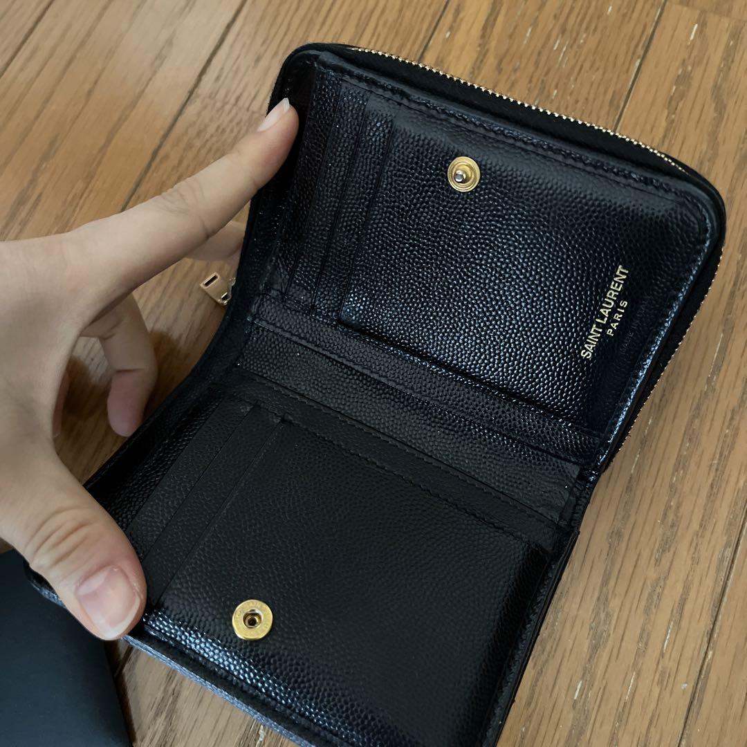 【美品】イブサンローラン　二つ折り財布