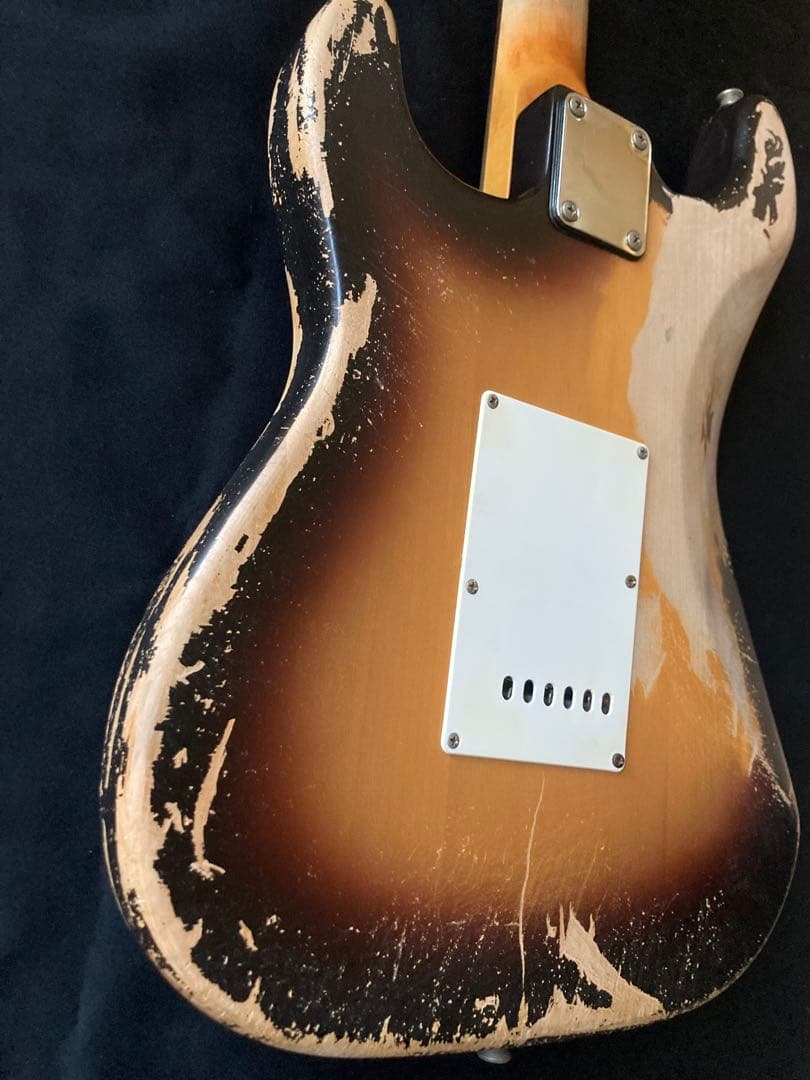 12ストラトキャスタータイプ