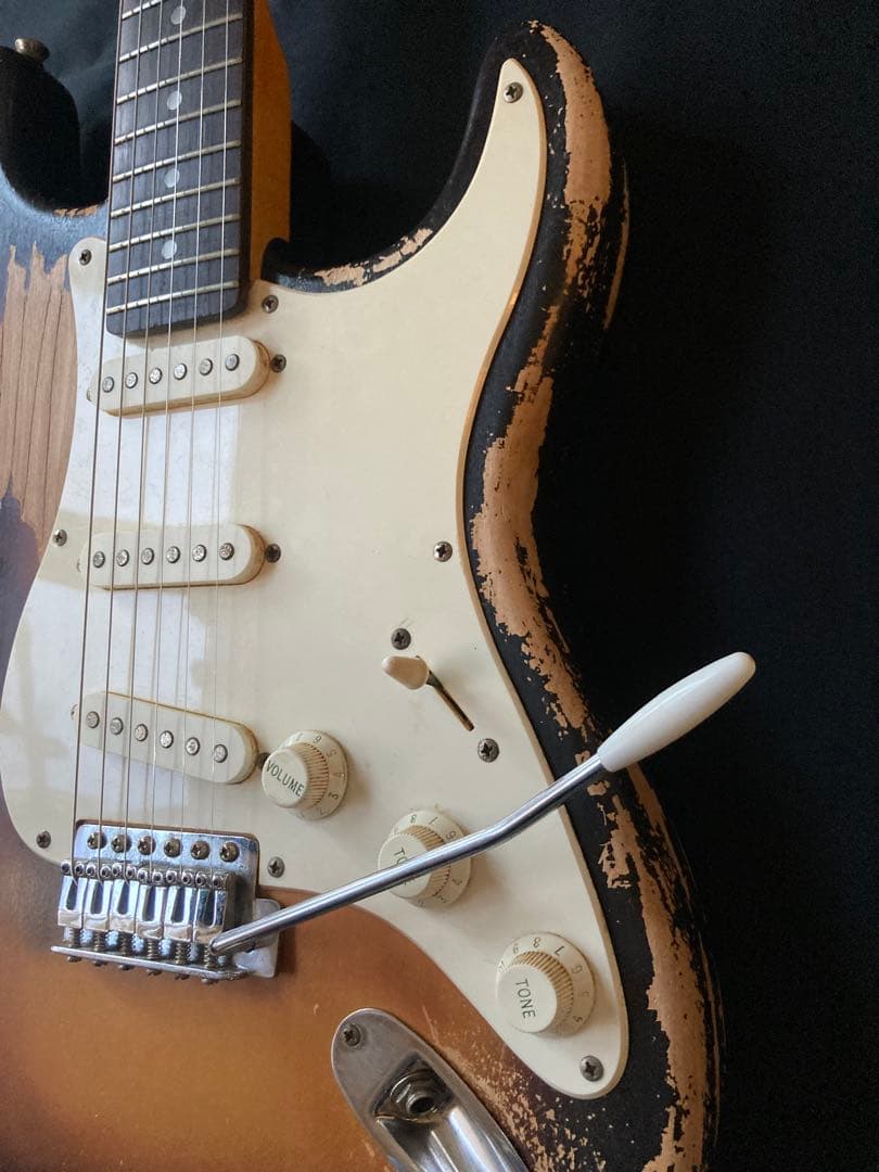 12ストラトキャスタータイプ ニトロセルロースラッカー塗装傷や汚れあり