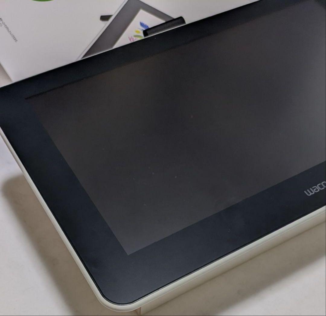 Wacom One Creative Pen Display 本体 液タブ
