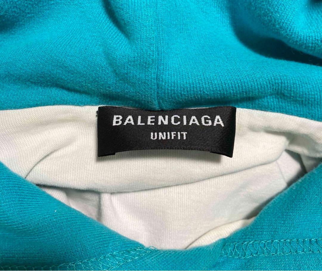 BALENCIAGA ターコイズデストロイパーカー