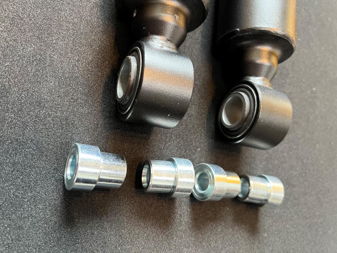 エスクァイア キャンバー調整付減衰力36段調整式フルタップ車高調