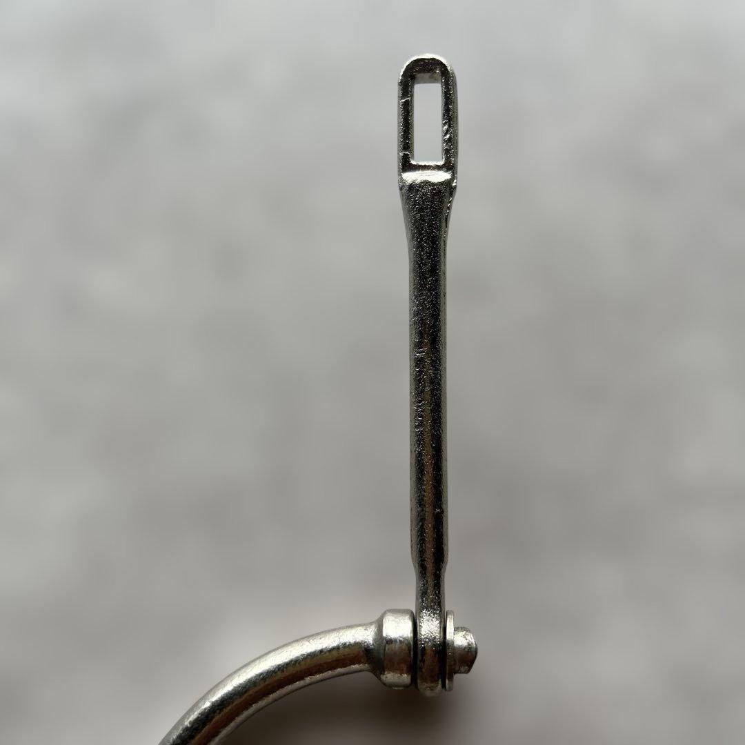 新品 ドイツ軍放出品 Dリング カラビナ キーリング Dカン デッド