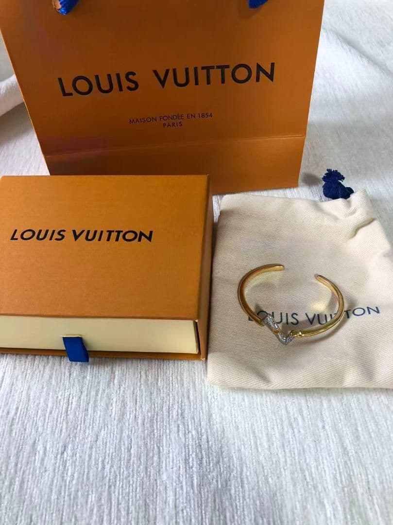 LOUIS VUITTON ジグザグブレスレットN26