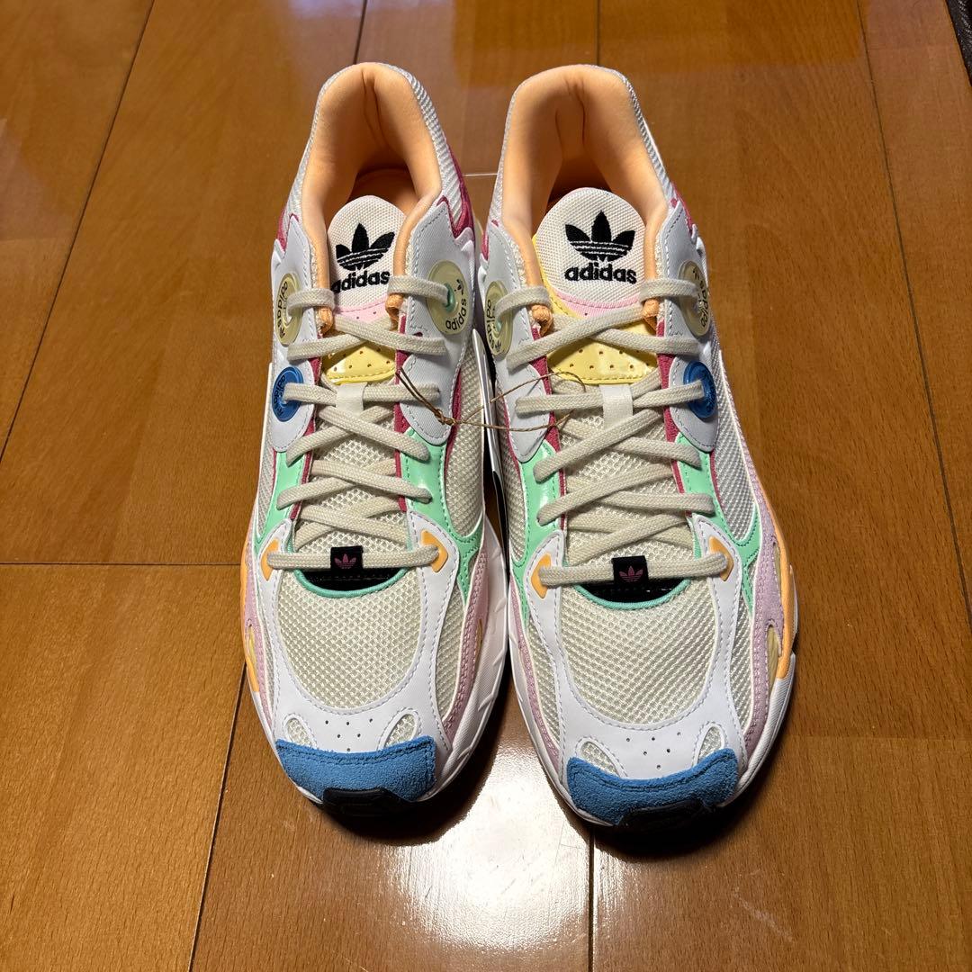 新品限定レディースモデル！アディダスアスター28cm/マルチカラーASTIR