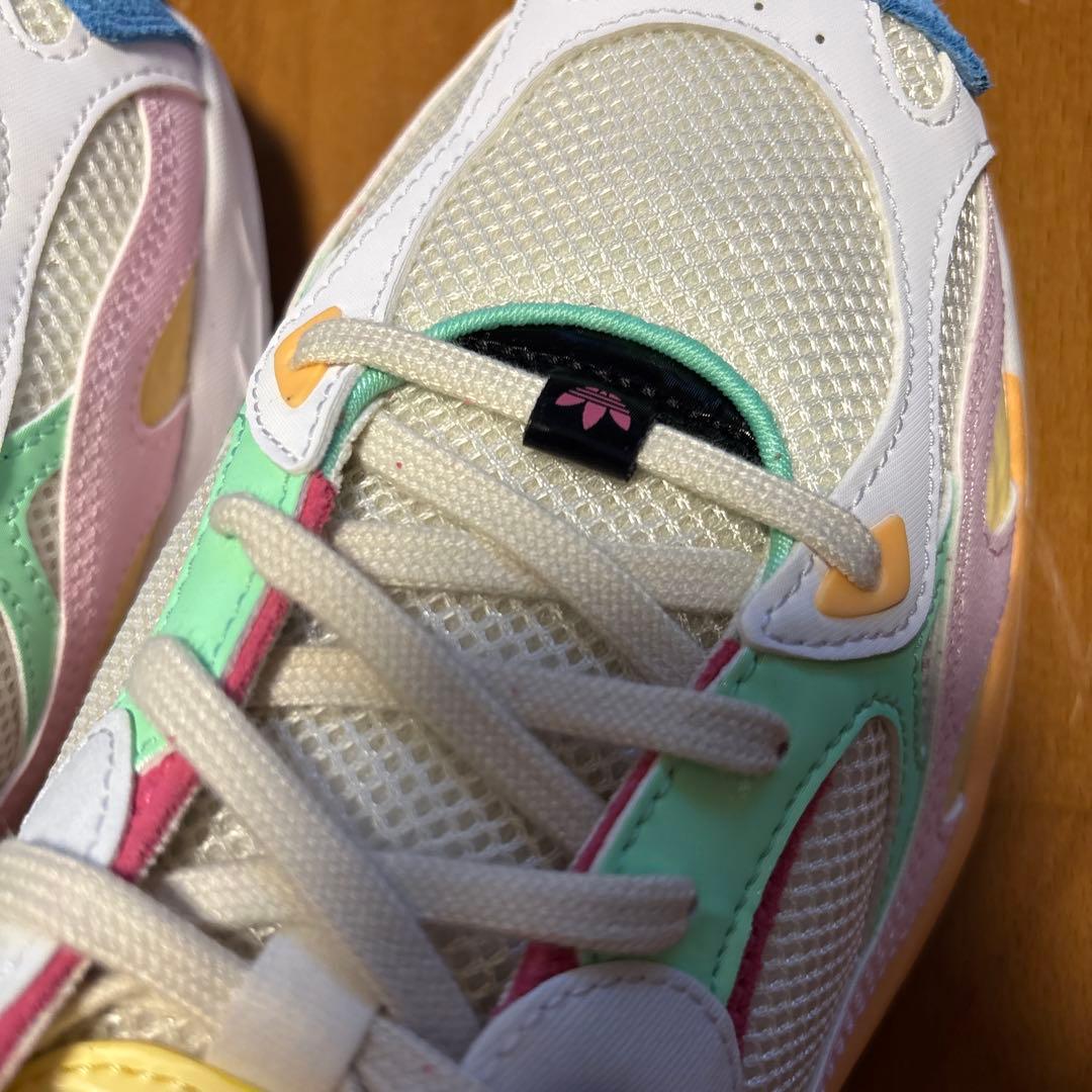 新品限定レディースモデル！アディダスアスター28cm/マルチカラーASTIR