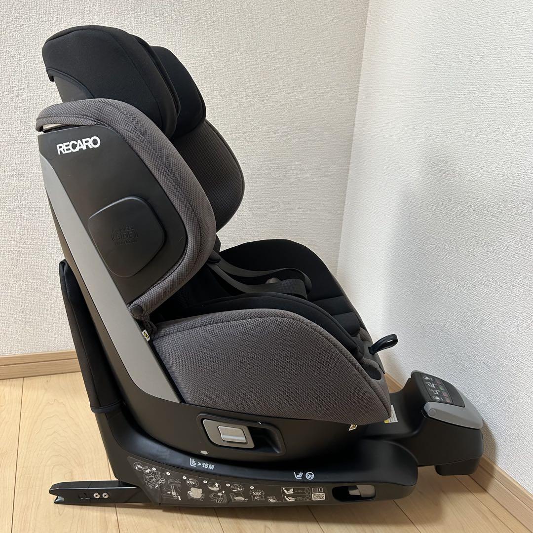 アッシュグレイ チャイルドシート