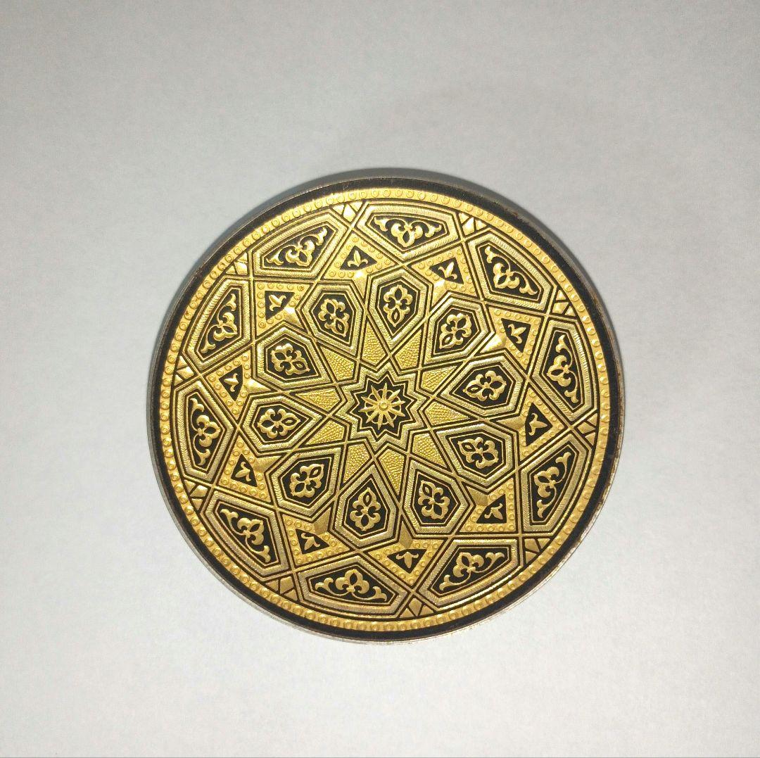 スペイン　トレド　象嵌細工「ダマスキナード」　飾り皿（花鳥　径約８ｃｍ） ダマスキナード スペイン土産 象嵌細工 飾り皿 トレド 工芸品