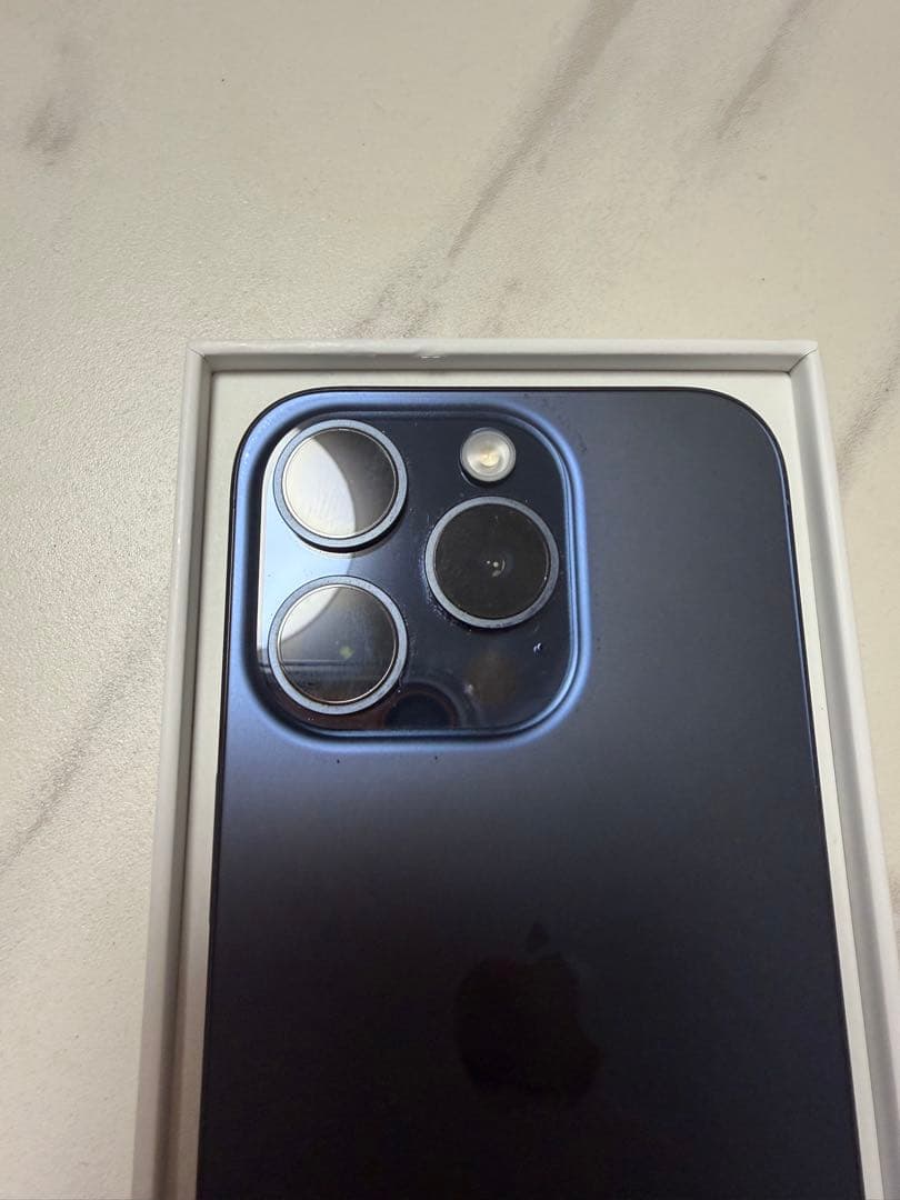 だーまえさん専用【美品】iPhone 15 Pro 128GB ブルーチタニウム