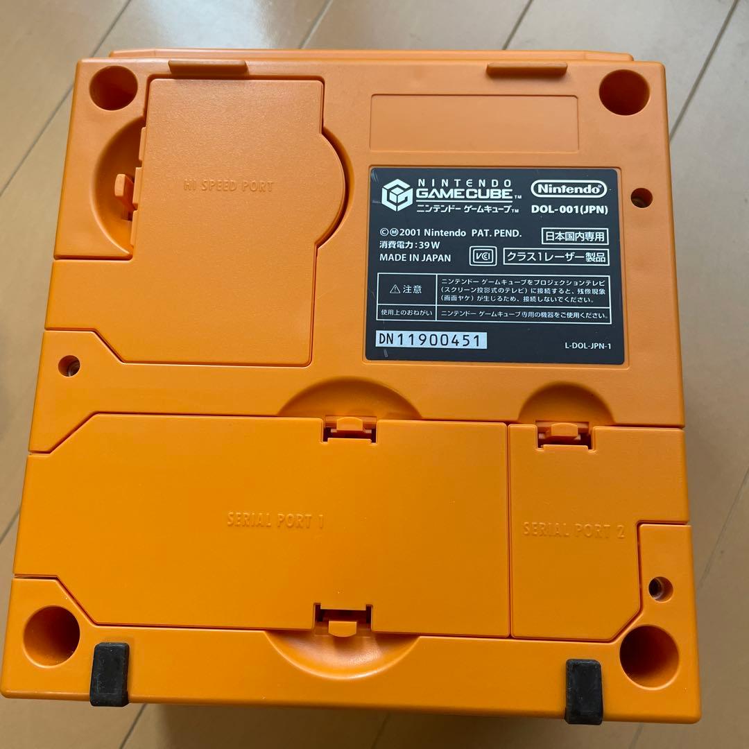 オレンジ ゲームキューブ 本体 コントローラー付きNintendo GameCube AR_KOOLFOOD_TN