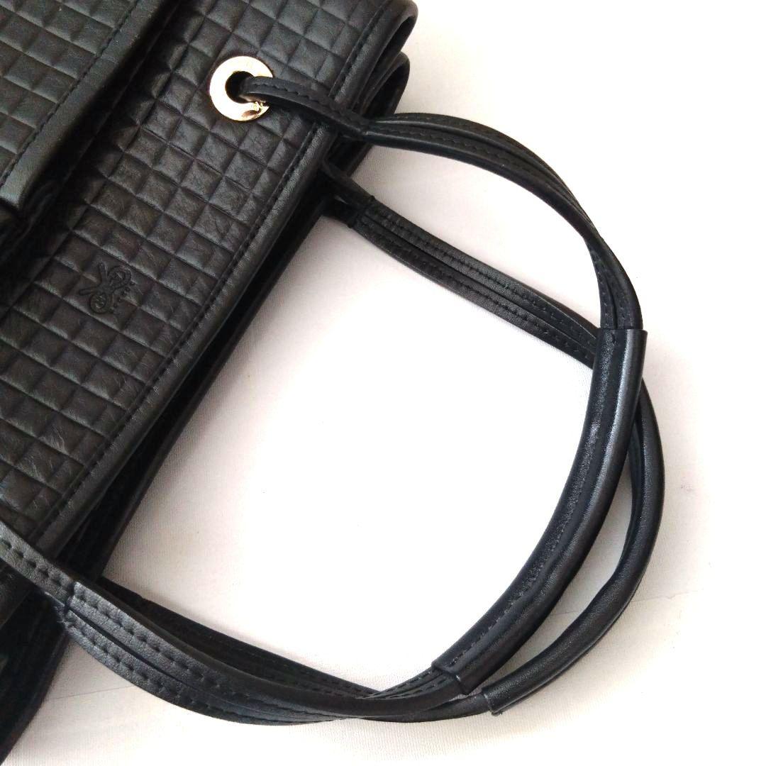 極美品　Anya Hindmarch　 スクエアキルティング トートバッグ