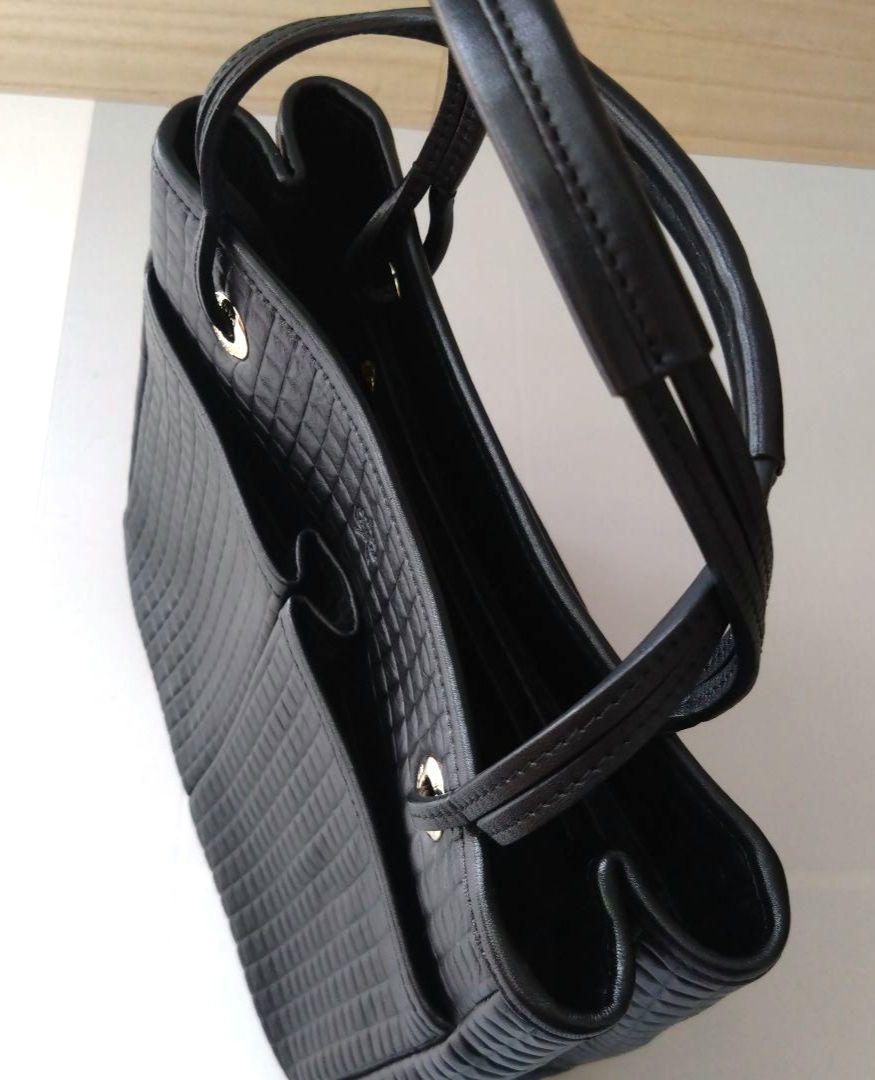 極美品　Anya Hindmarch　 スクエアキルティング トートバッグ