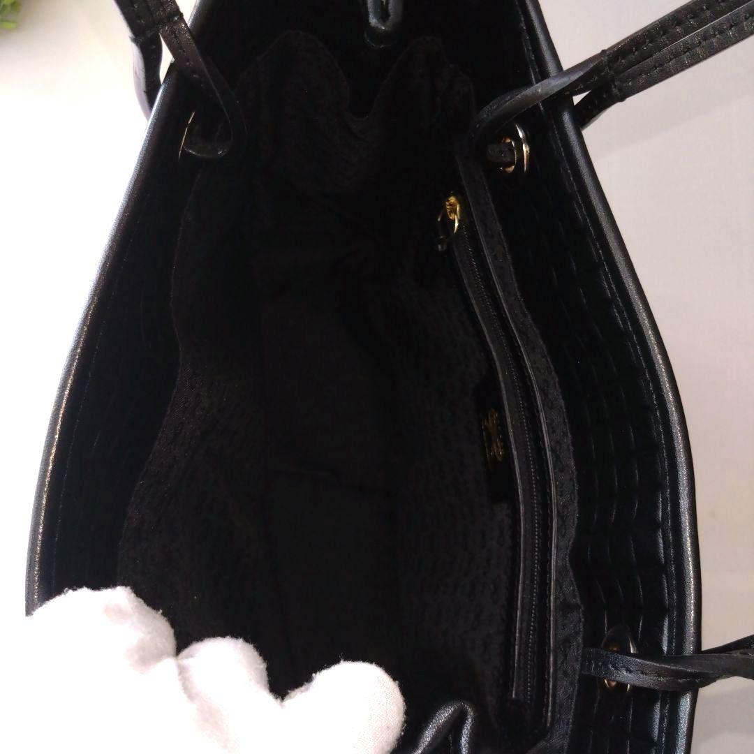 極美品　Anya Hindmarch　 スクエアキルティング トートバッグ
