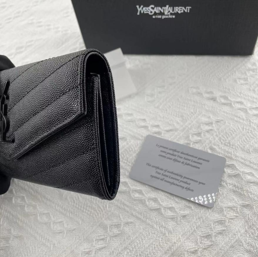 Yves Saint Laurent 長財布 - メルカリ