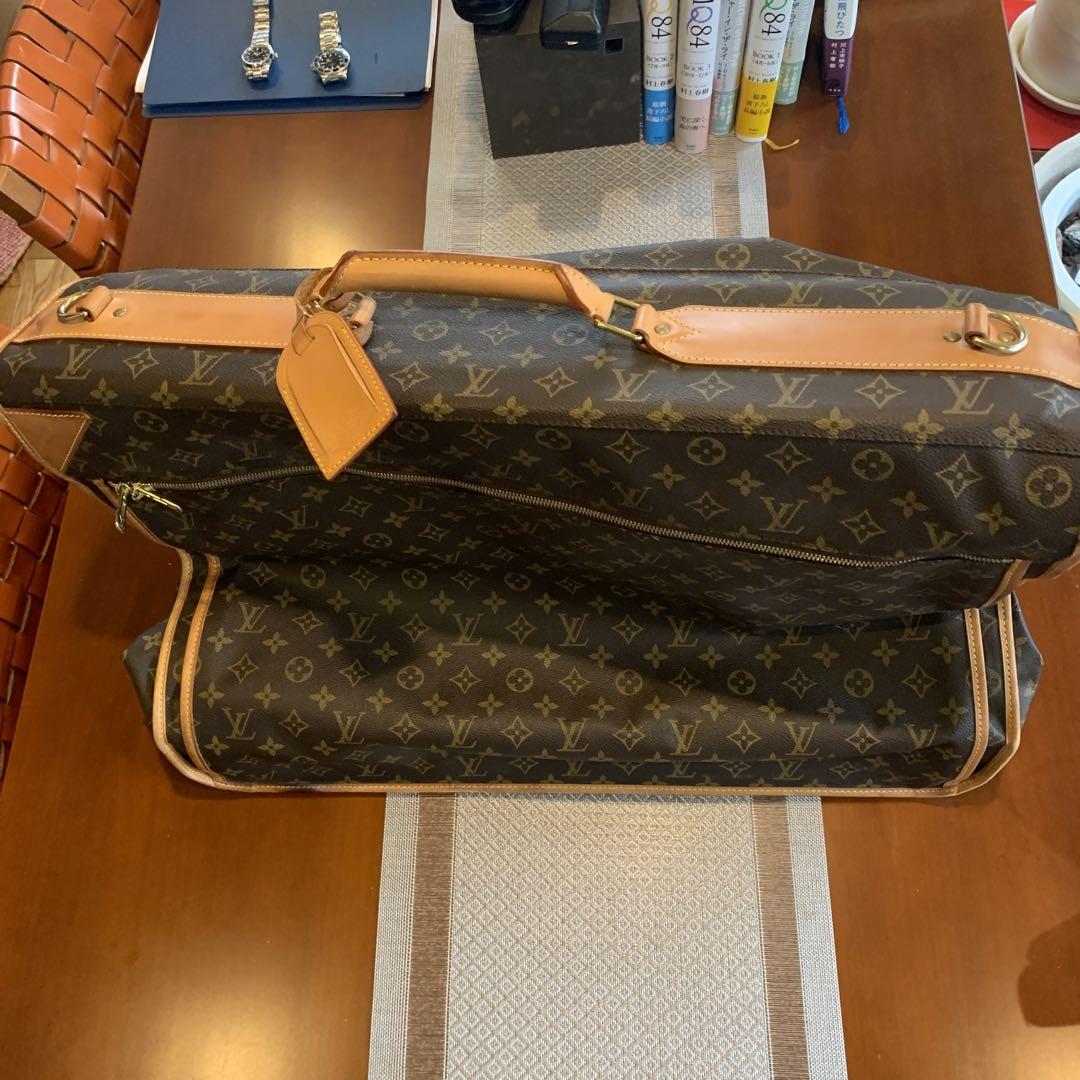 絶対買い得　ルイヴィトン　モノグラム　ポルタブル　サントレ　ガーメントケース