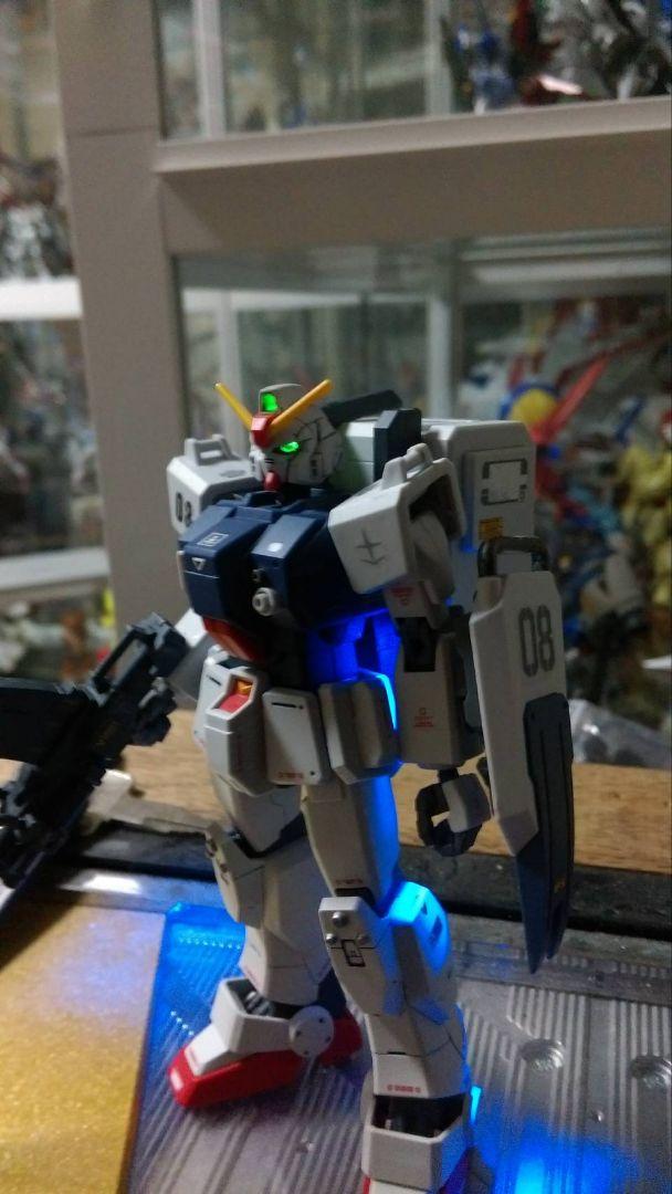 HG 陸戦型ガンダム LED改修品