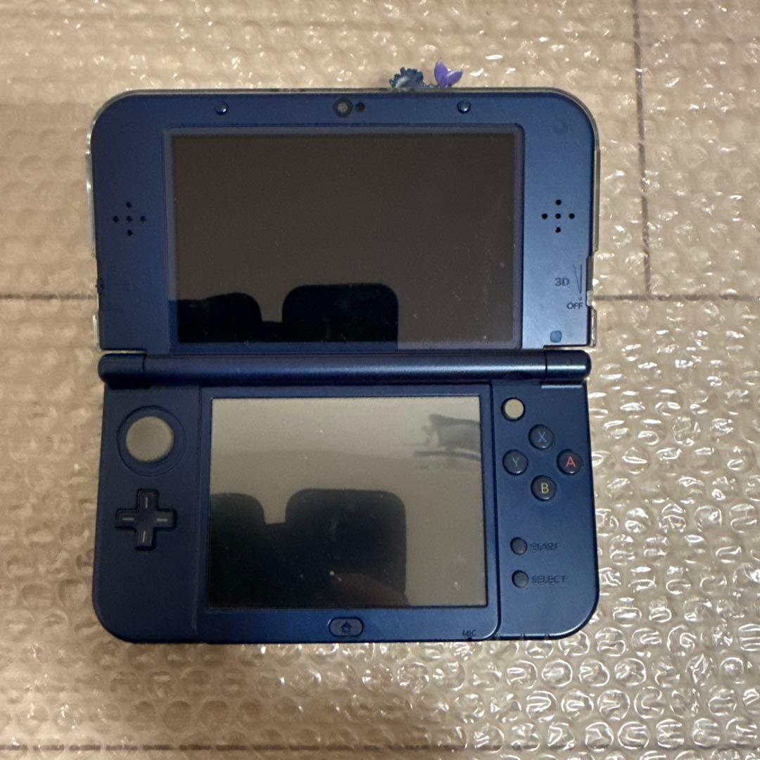 Nintendo new 3ds LL ブルー　ソフト付