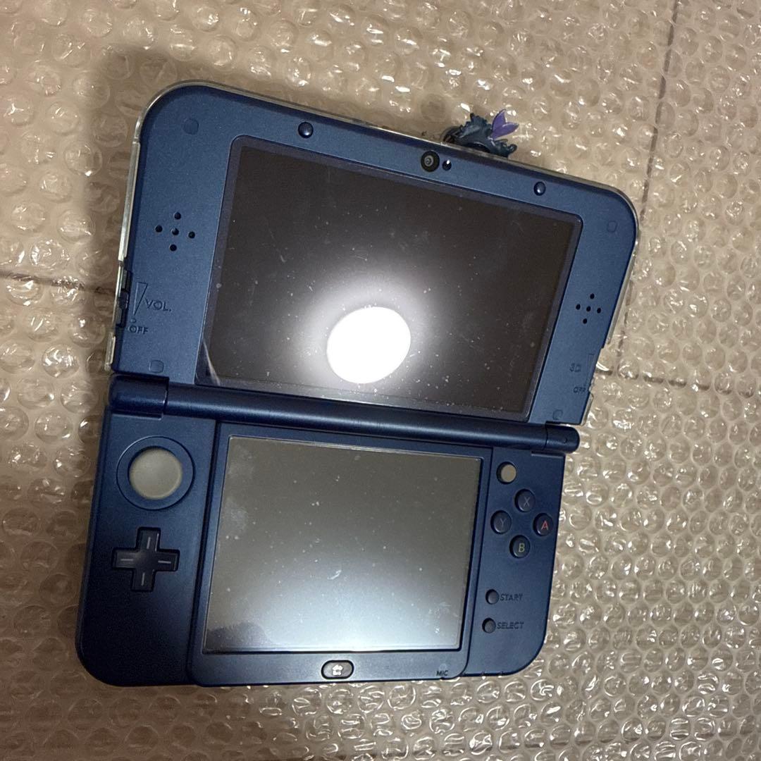 Nintendo new 3ds LL ブルー　ソフト付