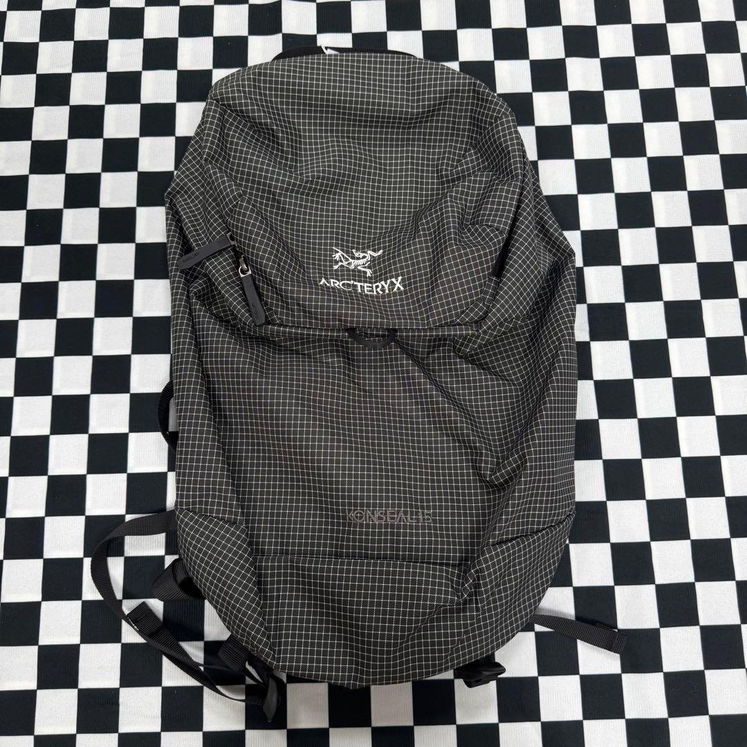 美品 ARC'TERYX KONSEAL 15L バックパック ブラック 登山 - メルカリ
