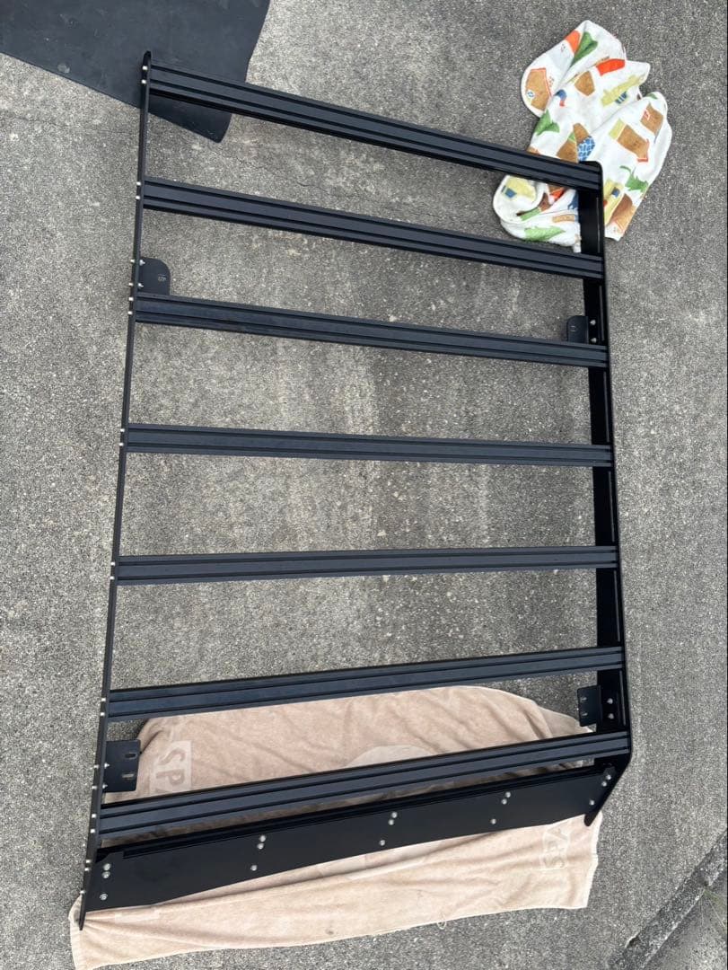 RAV4 ブラックルーフキャリア目立った傷や汚れなし