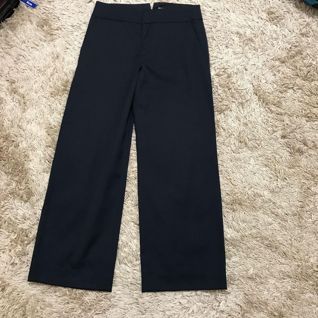 マーガレットハウエルの濃紺ワイドパンツ　美品