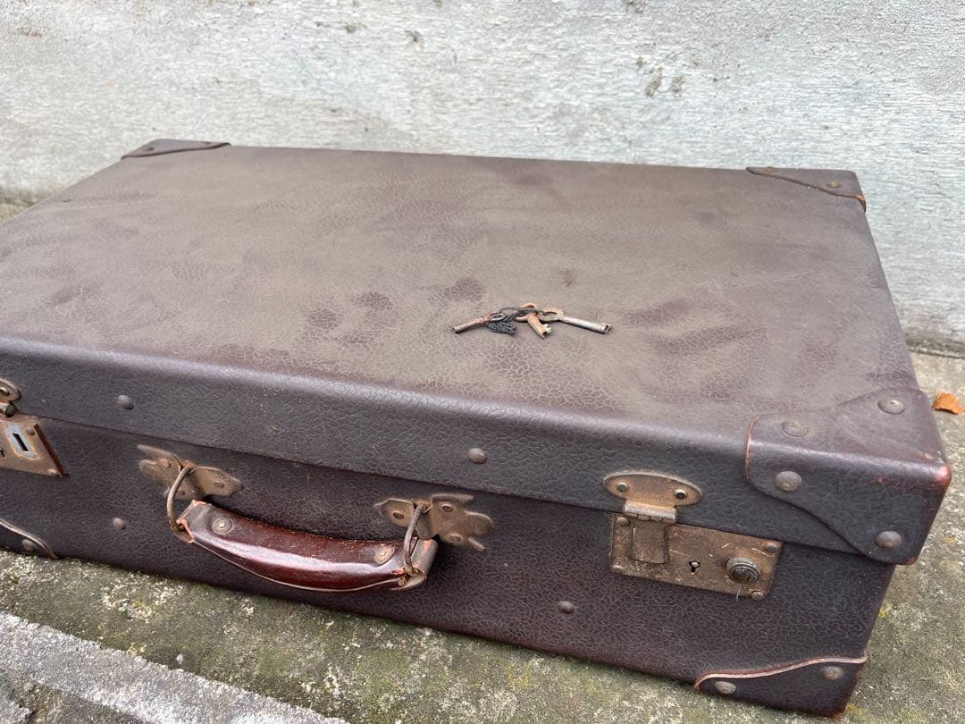 部隊解散で入手困難、超貴重な空母艦載C-2輸送機VRC-30の非売品指揮官