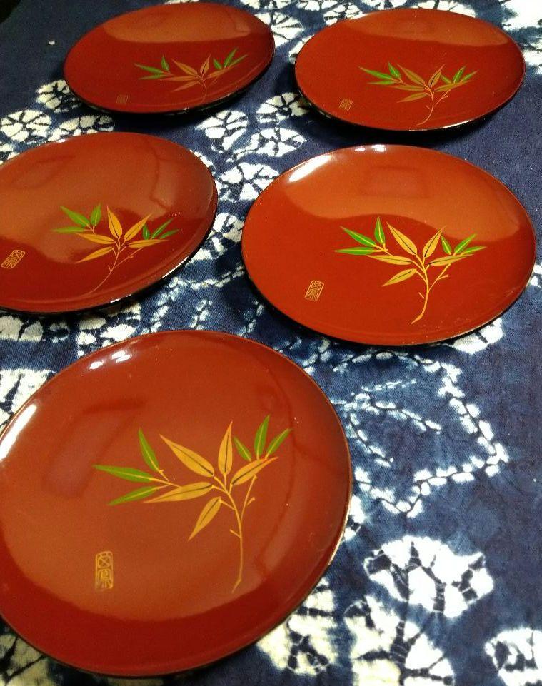 ♥【希少な】超レア５０年前のヴィンテージ品♦【金彩】紅赤笹絵柄 ♦５平皿