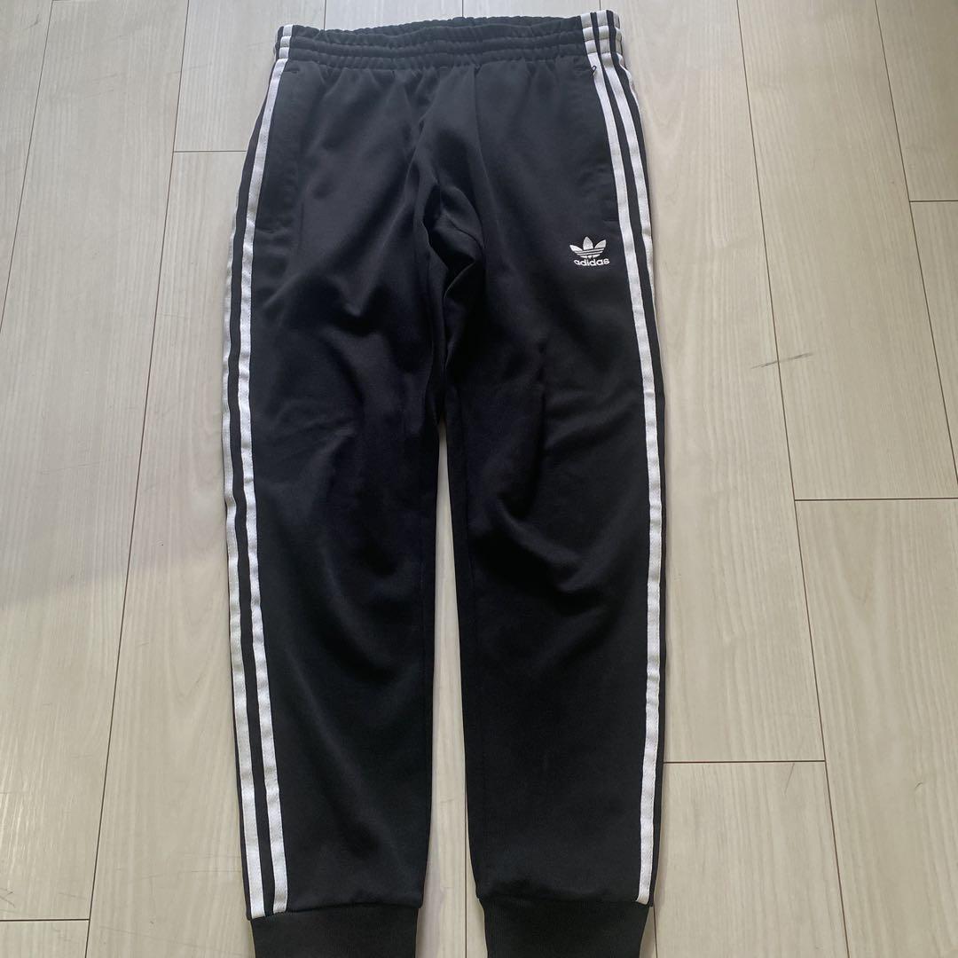 adidas 黒 3本ライン ジャージ - メルカリ