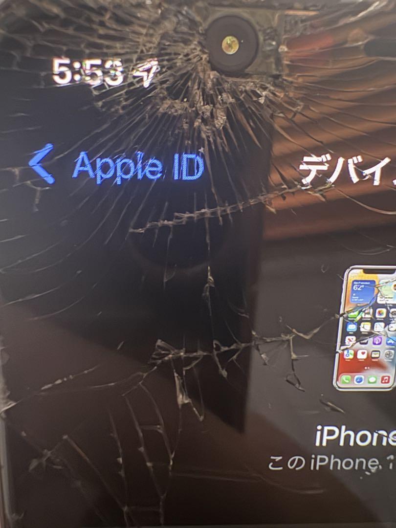 J*D様 Apple iPhone 11 Pro シルバー 画面ひびあり J*D様 Apple iPhone 11 Pro シルバー 画面ひびあり - メルカリ