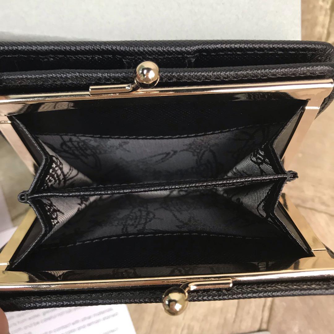 ヴィヴィアンVivienne Westwood高級レザーがま口財布ブラック箱
