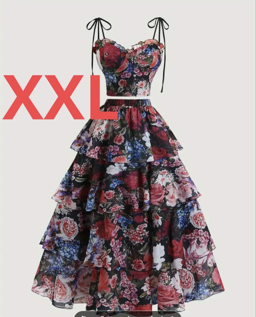 新品　フラワープリント ティアードドレス ブラック 11月初旬迄！