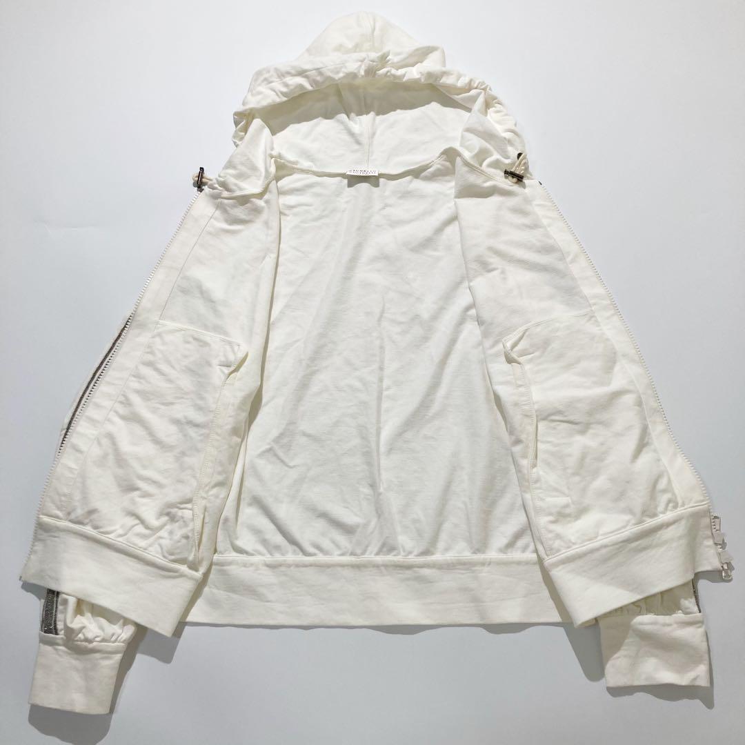 CUCINELLI
