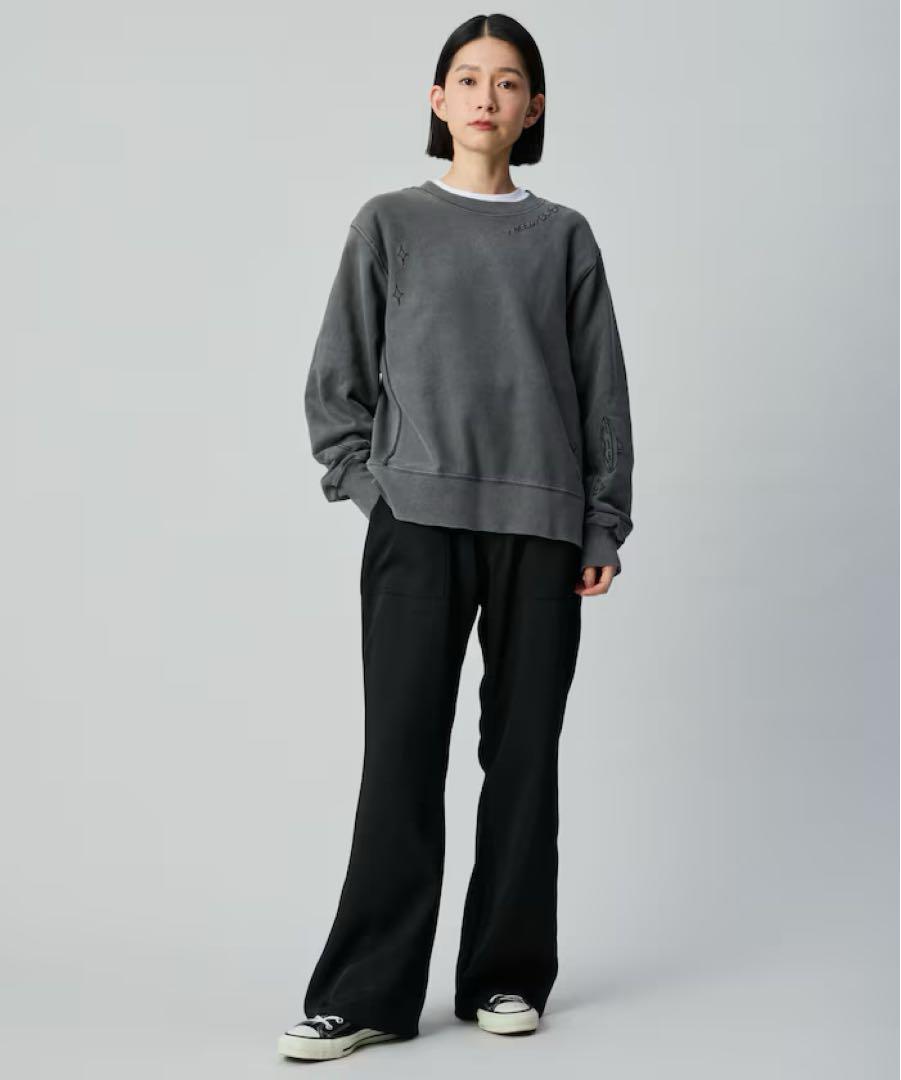 【I Need You Baby】Random Embroidery Sweat
