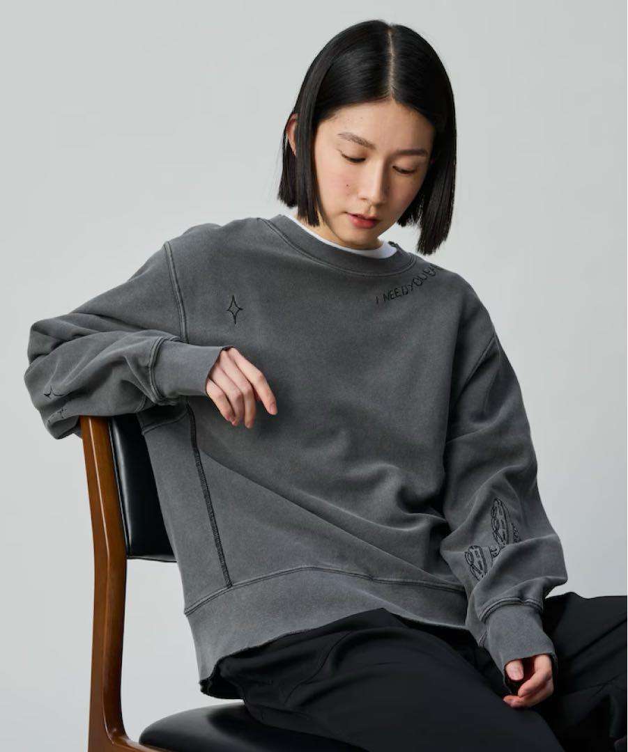 【I Need You Baby】Random Embroidery Sweat