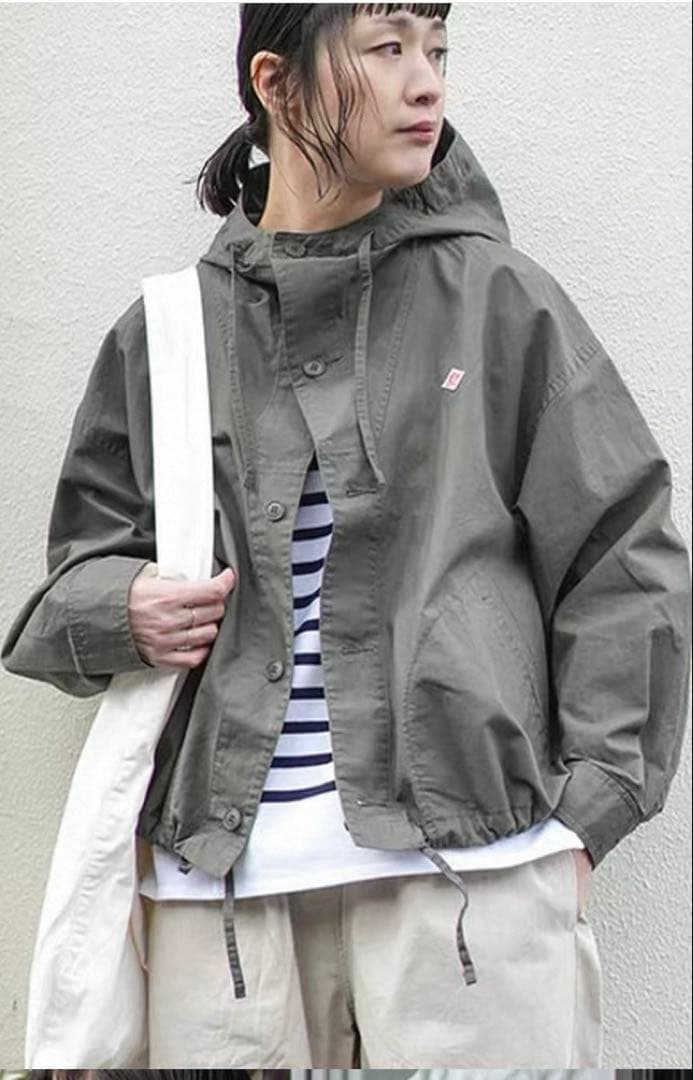 新品未使用　DANTON秋物フード付きジャケット