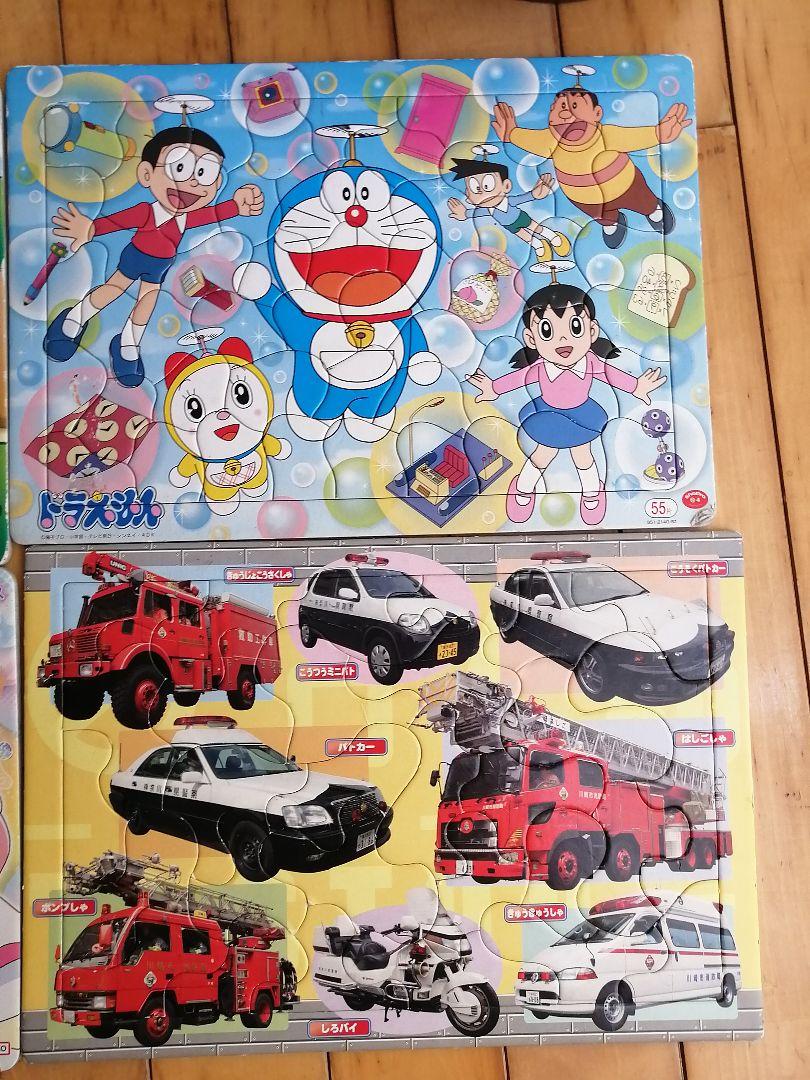 トミカ　まとめ売り　キティちゃん、ドラえもんあり 幼児 ジグソーパズル プリキュアキティドラえもんトミカ まとめ