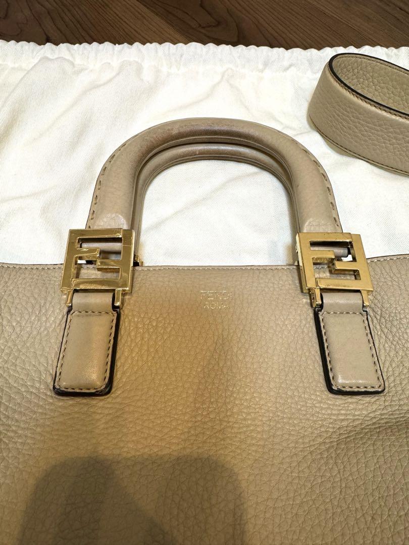 FENDI 美品 セレリア FFトート ミディアム パソコン収納可 肩掛け可