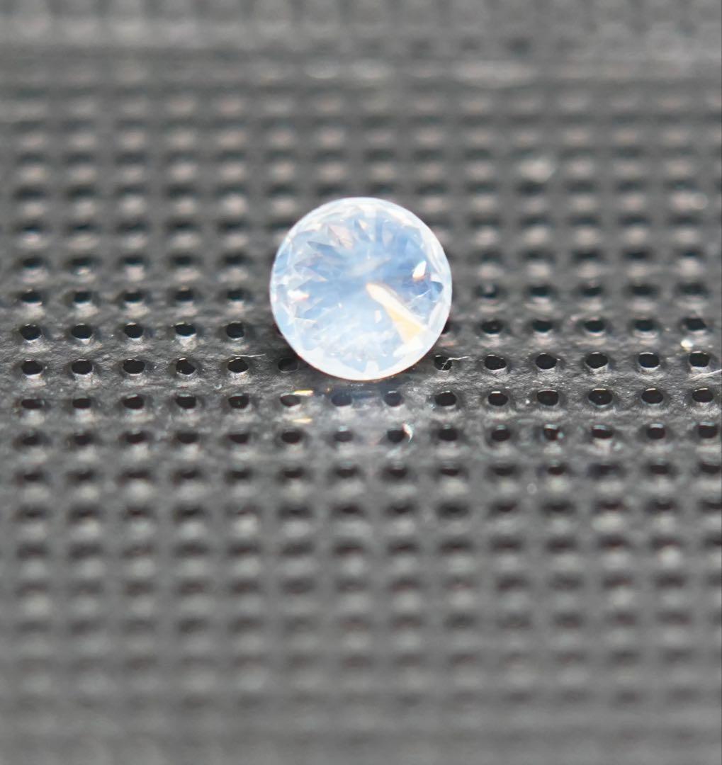Fancy White天然ファンシーホワイトダイヤモンド 0.078ct