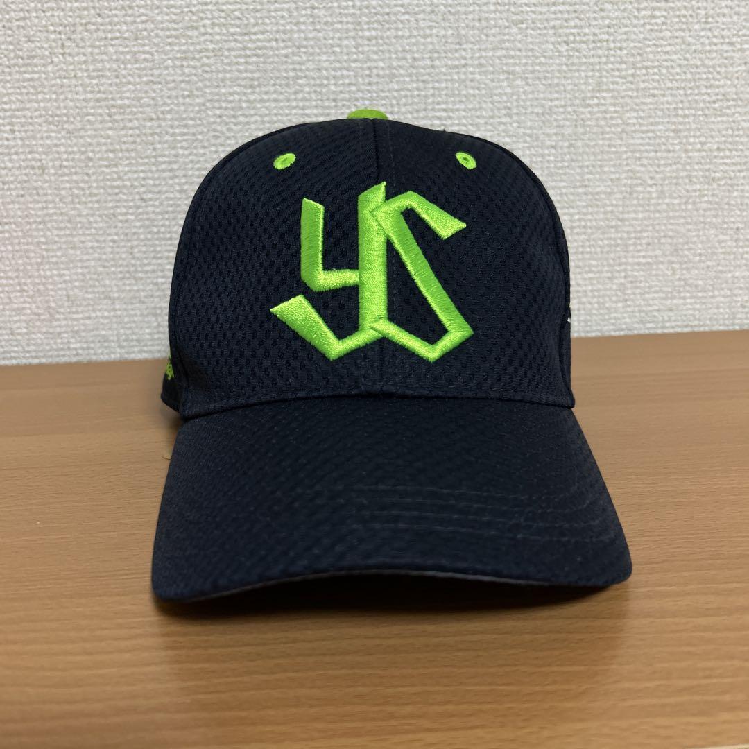 新品未使用⭐︎Majestic ウィンドブレーカー　東京ヤクルトスワローズ 東京ヤクルトスワローズ つば九郎 2896 ユニフォーム Majestic
