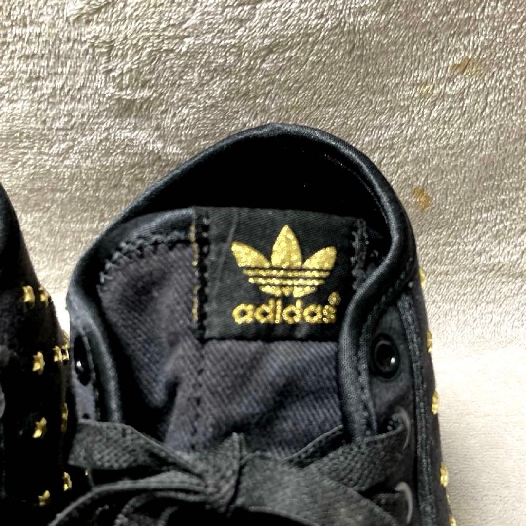 adidas ゴールドスタースタッズ付き ブラックハイスニーカー　24.5センチ