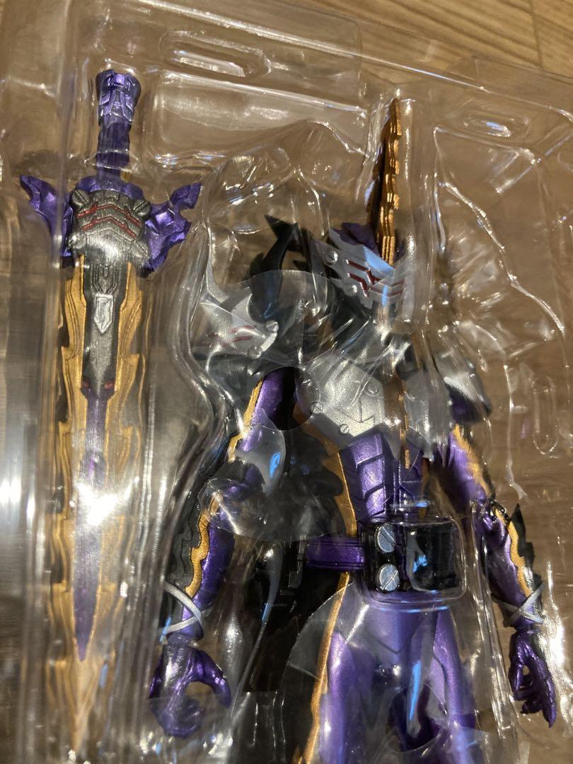 SHFiguarts 仮面ライダーセイバー　3種類