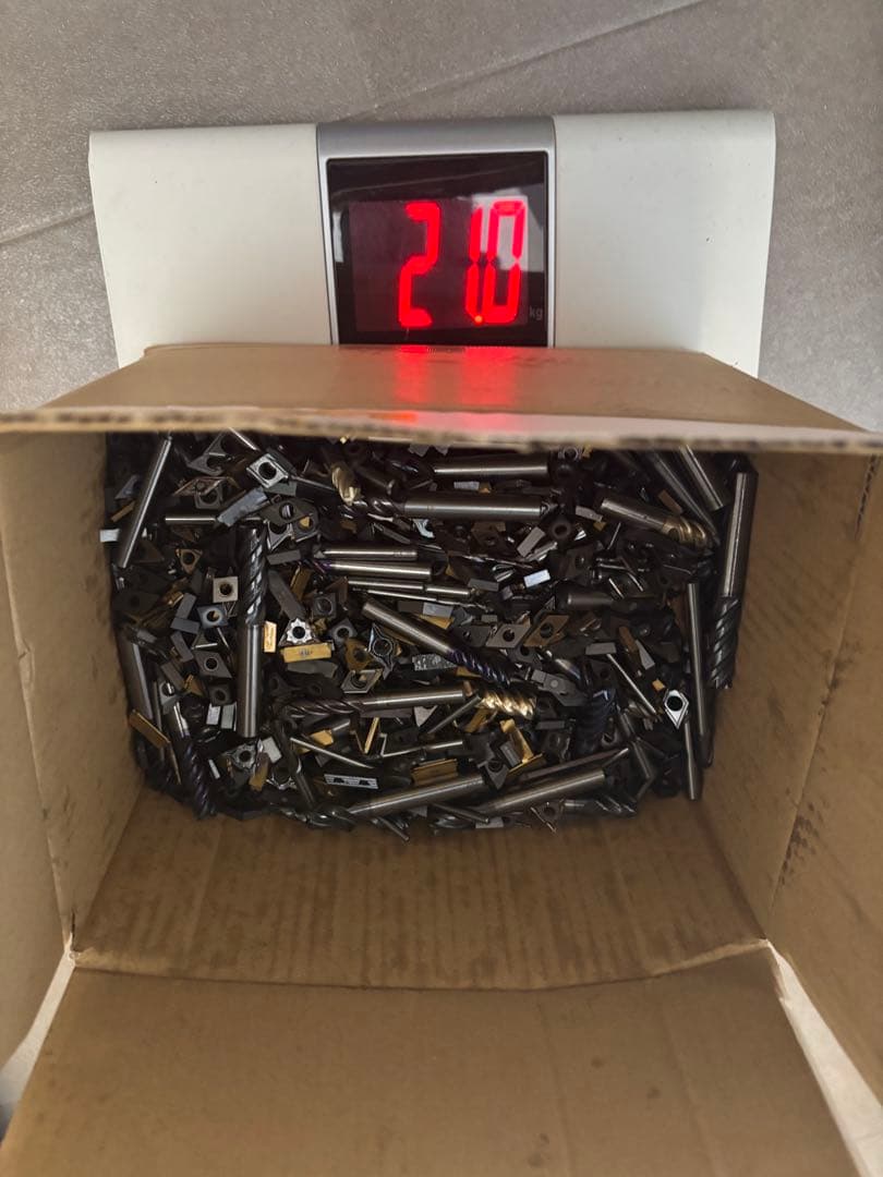 超硬スクラップ 21.0kg傷や汚れあり