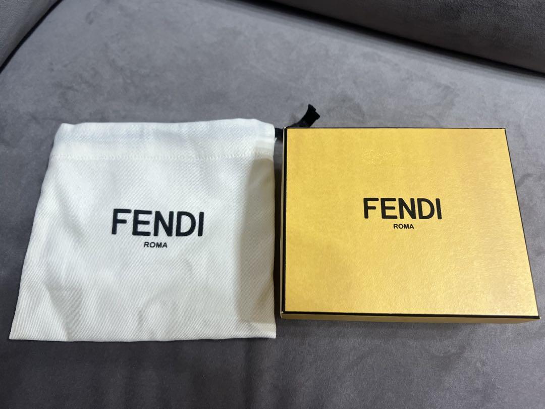 FENDI FFロゴ クロコ Airpods Pro ケース ブラック 未使用品 FENDI FFロゴ クロコ Airpods Pro ケース ブラック 未使用品