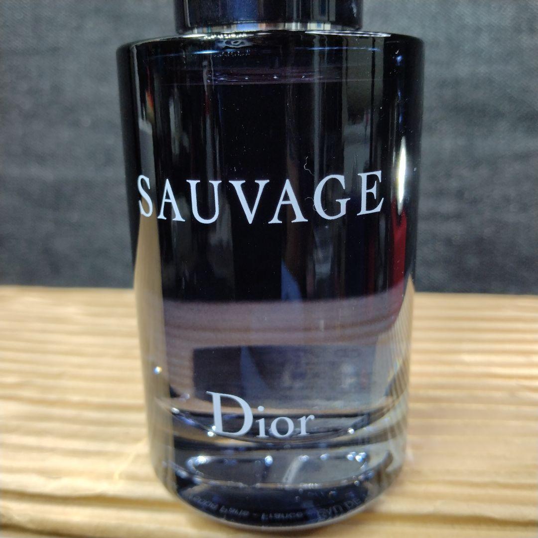 Dior　SAUVAGE オードゥトワレ 60ml 未使用 Dior SAUVAGE ディオール ソヴァージュ オードゥトワレ 60ml