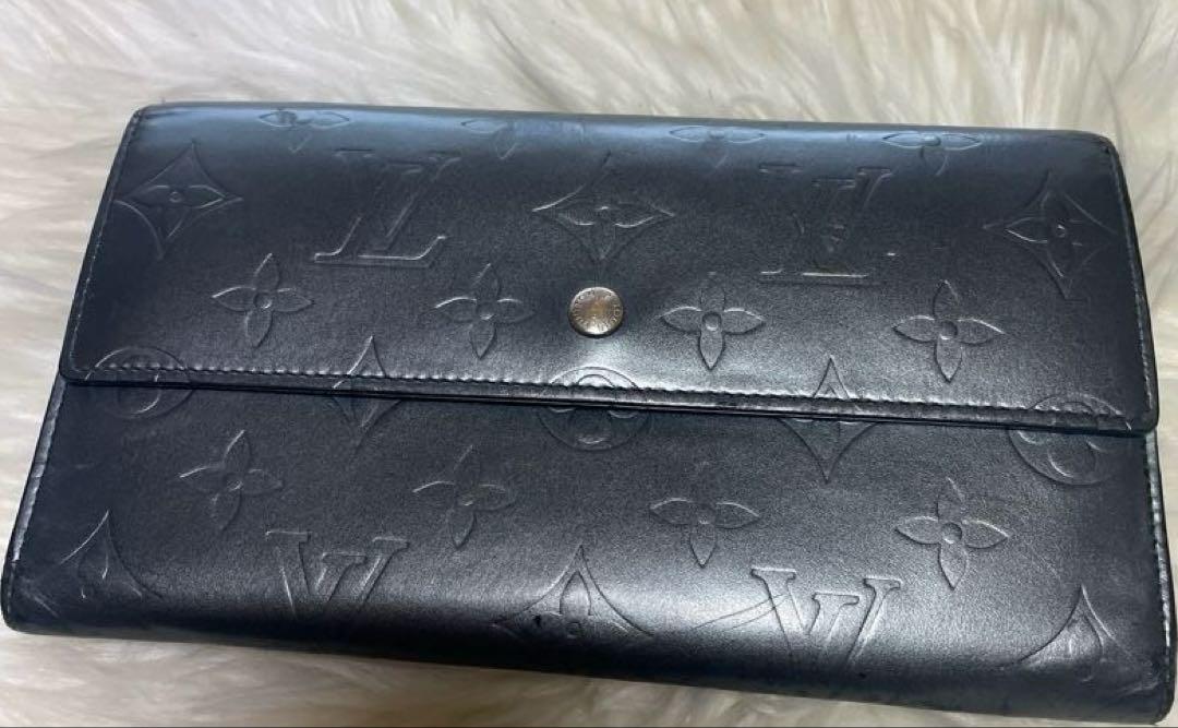 LOUIS VUITTON【ルイヴィトン】ポルト・トレゾール　モノグラム　長財布