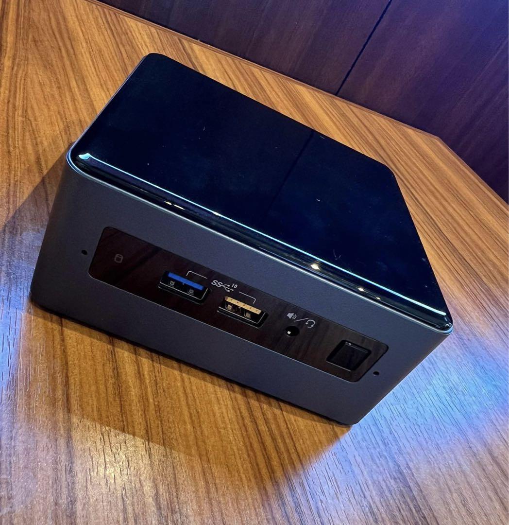 ミニPC Mini PC intel NUC8BEH i7-8559U